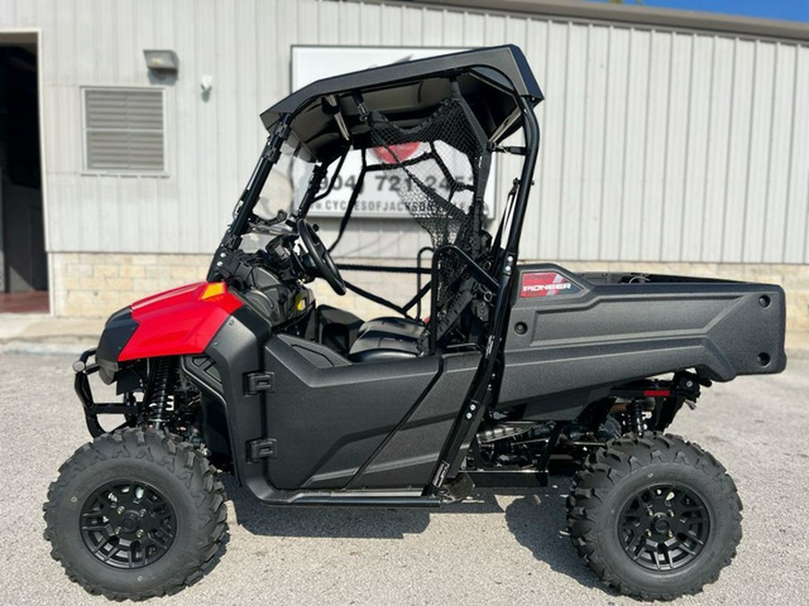 2026 Honda Pioneer 700 Deluxe