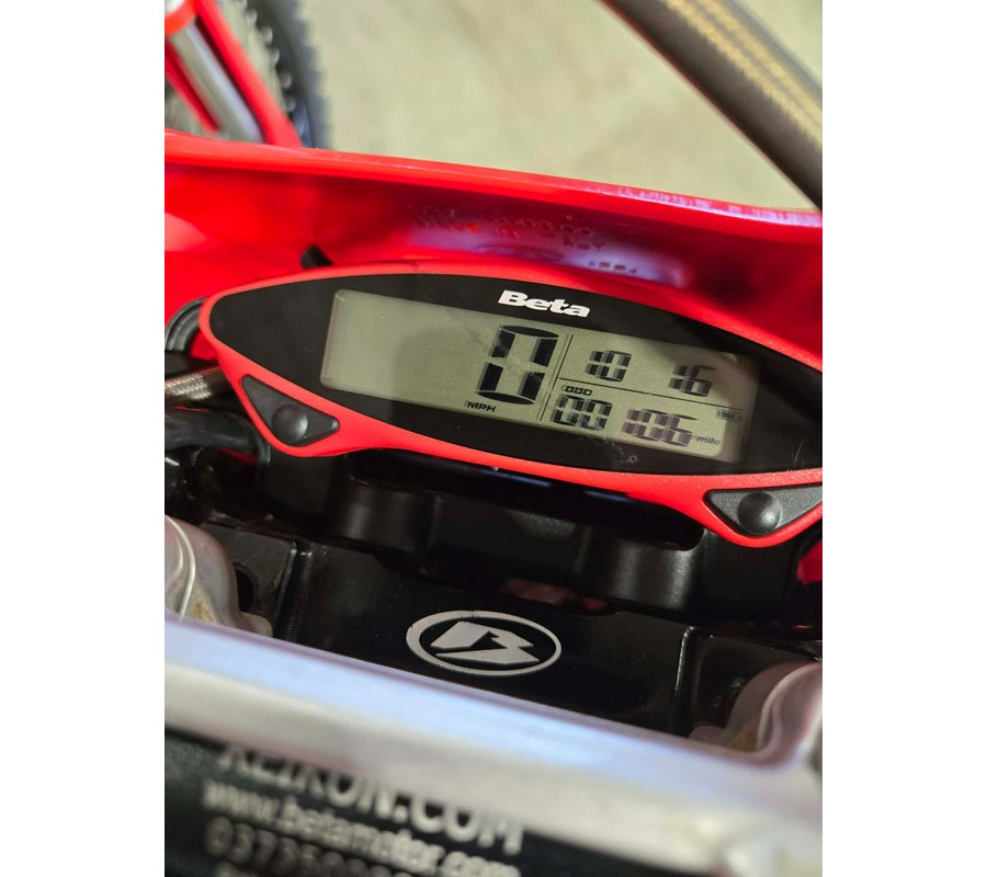 2022 Beta 300 RR Race Edition