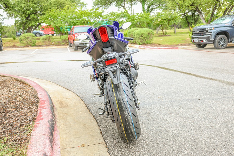 2026 YAMAHA YZF-R9