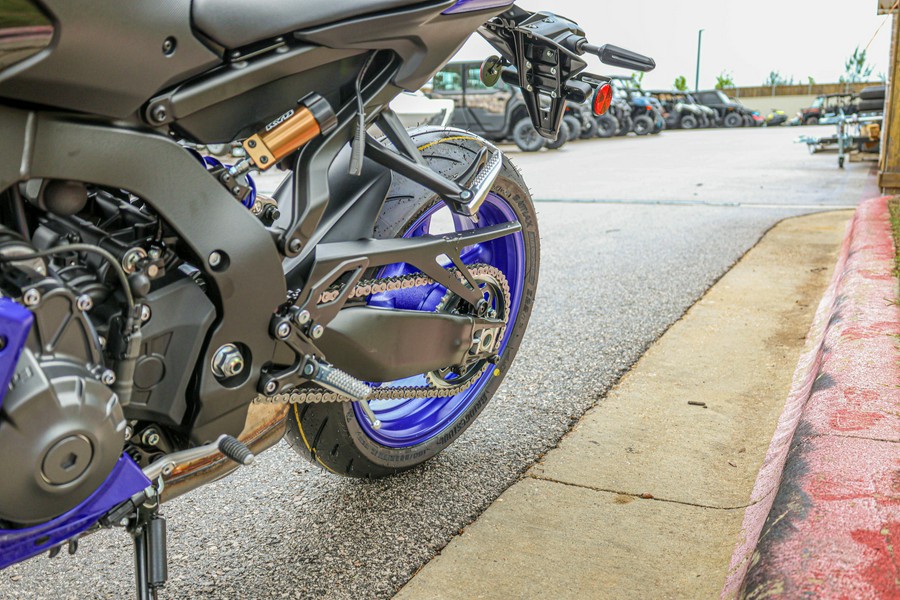 2026 YAMAHA YZF-R9