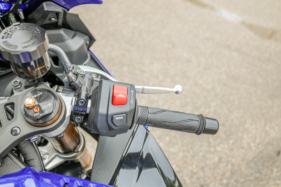2026 YAMAHA YZF-R9