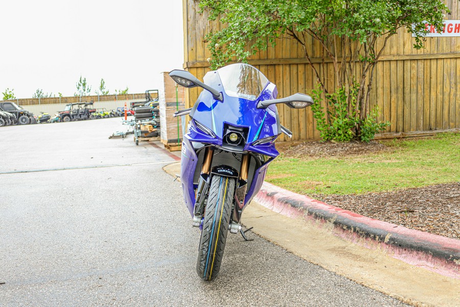2026 YAMAHA YZF-R9
