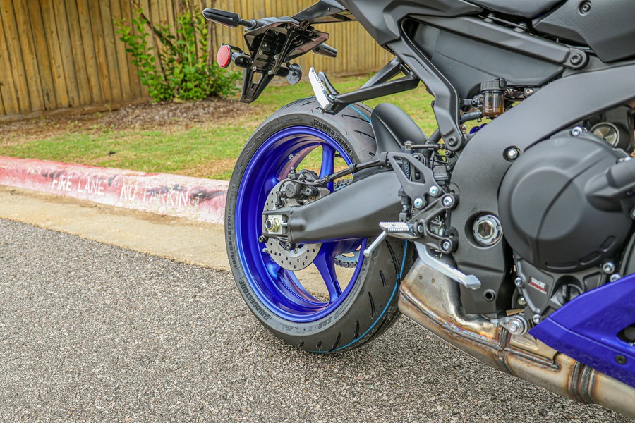 2026 YAMAHA YZF-R9