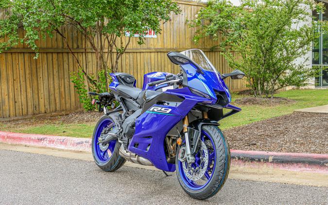 2026 YAMAHA YZF-R9