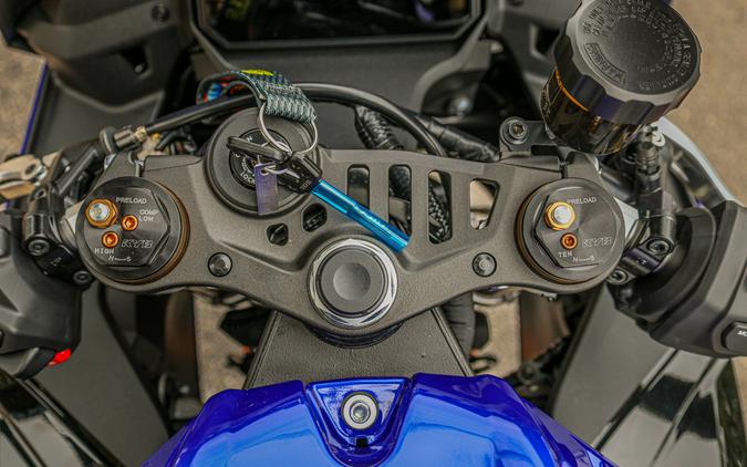 2026 YAMAHA YZF-R9