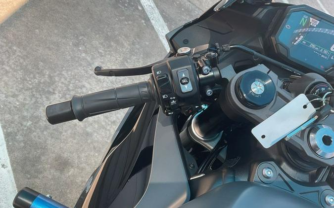 2025 Kawasaki Ninja ZX-6R ABS