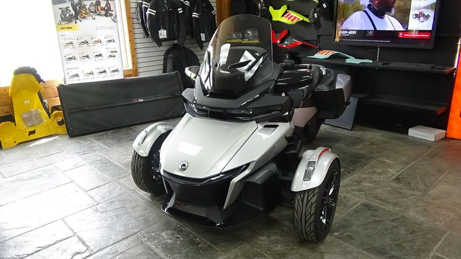 2024 Can-Am Spyder RT