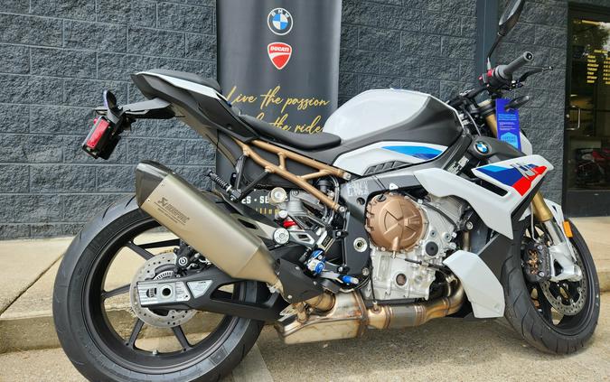 2024 BMW S 1000 R