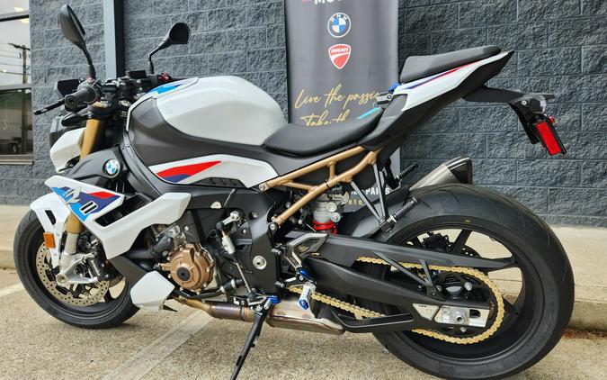 2024 BMW S 1000 R