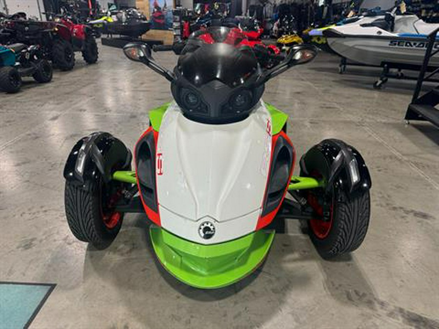 2015 Can-Am Spyder® RS-S Special Series SE5