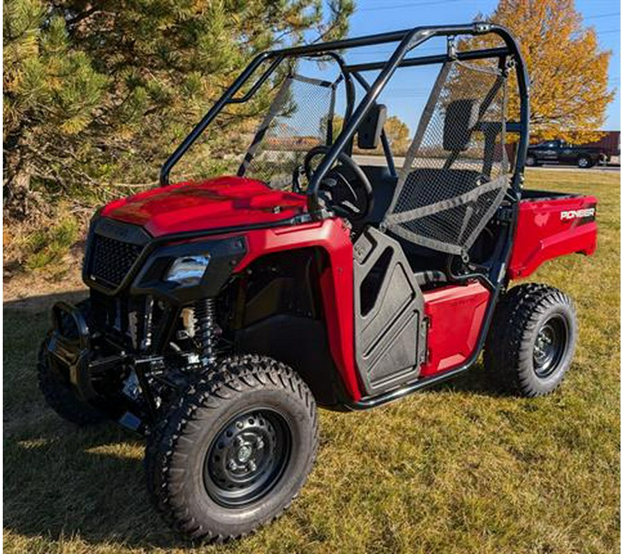 2025 Honda Pioneer 520