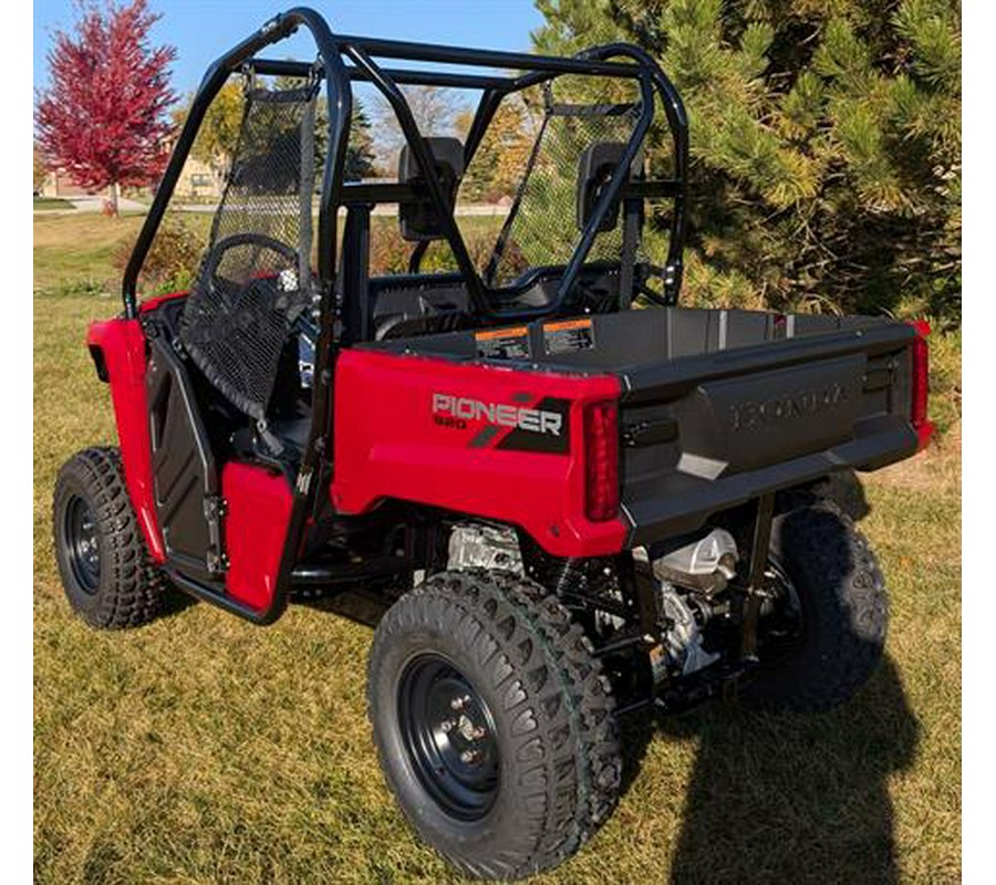2025 Honda Pioneer 520