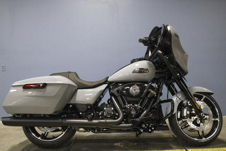 2025 Harley-Davidson® FLHX - Street Glide®