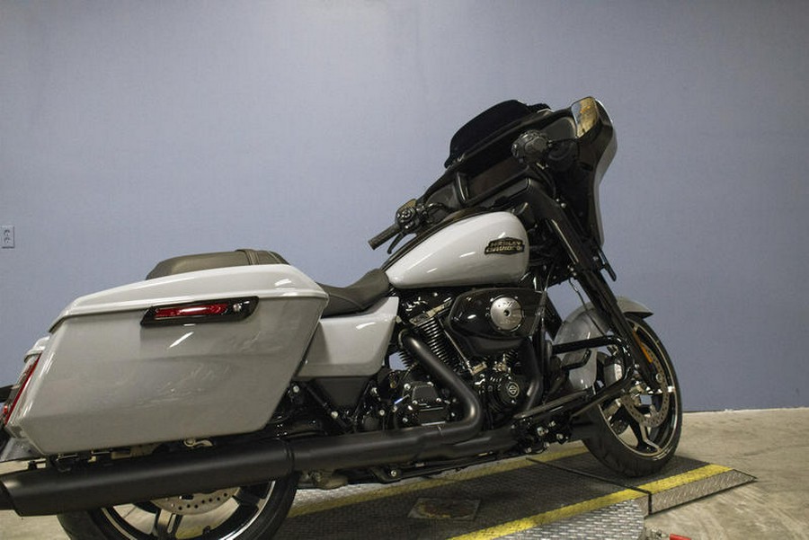 2025 Harley-Davidson® FLHX - Street Glide®