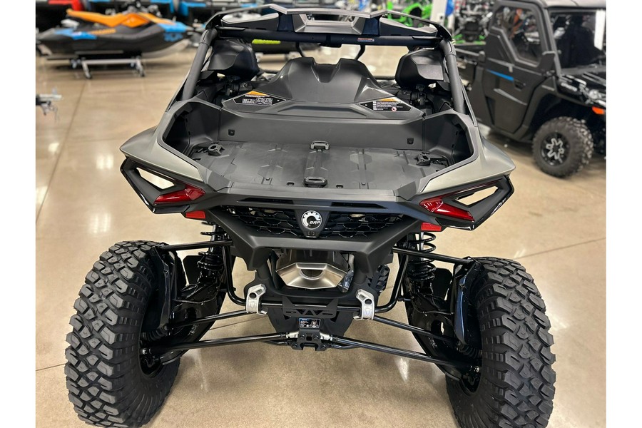 2026 Can-Am MAVERICK R X rc W SMART-SHOX