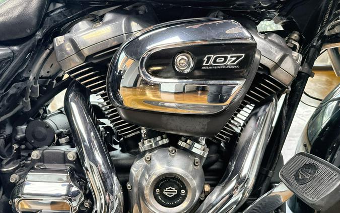 2020 Harley-Davidson® Electra Glide® Standard Vivid Black