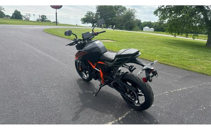 2026 KTM Duke 390
