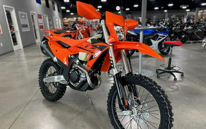 2025 KTM 450 XCF-W