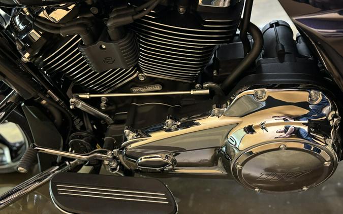 FLTRX 2025 Road Glide™