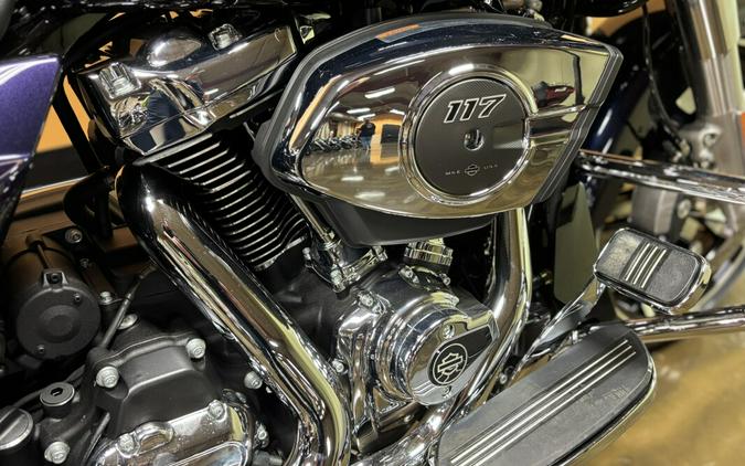 FLTRX 2025 Road Glide™