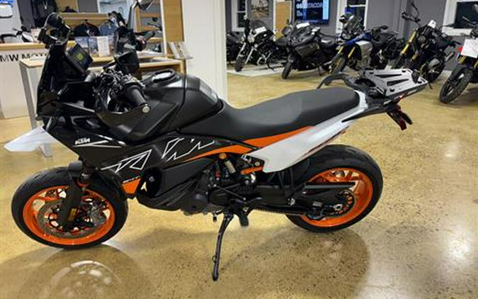 2024 KTM 890 SMT