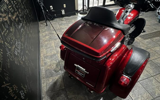2018 Harley-Davidson Tri Glide Ultra | Pre-Owned Harley-Davidson Trike