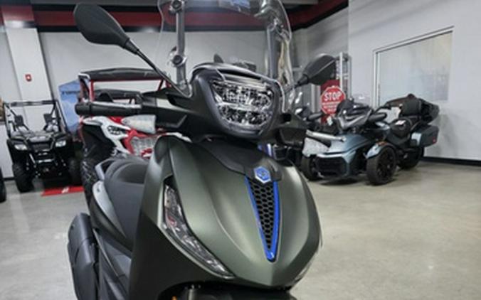 2027 Piaggio BV 400 S
