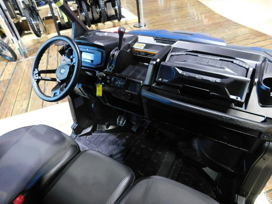 2025 Can-Am® Defender XT HD9