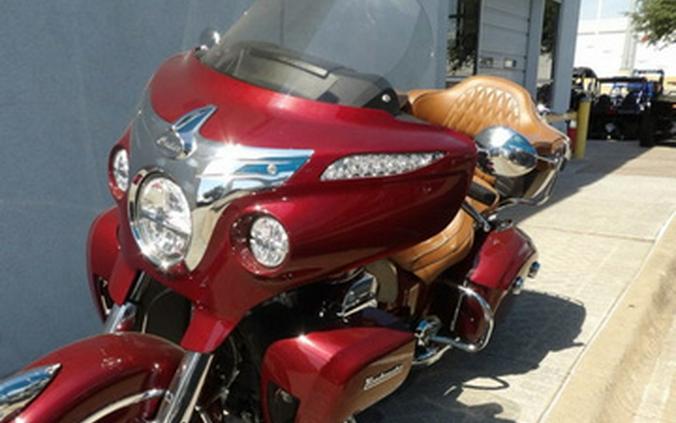 2019 Indian Roadmaster Burgundy Metallic Icon Series Dirt Track SmokeThunder Black Smoke
