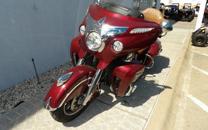 2019 Indian Roadmaster Burgundy Metallic Icon Series Dirt Track SmokeThunder Black Smoke