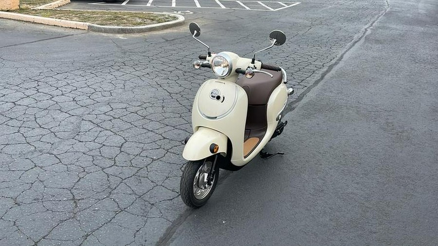 2019 Honda® Metropolitan