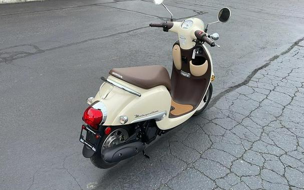 2019 Honda® Metropolitan