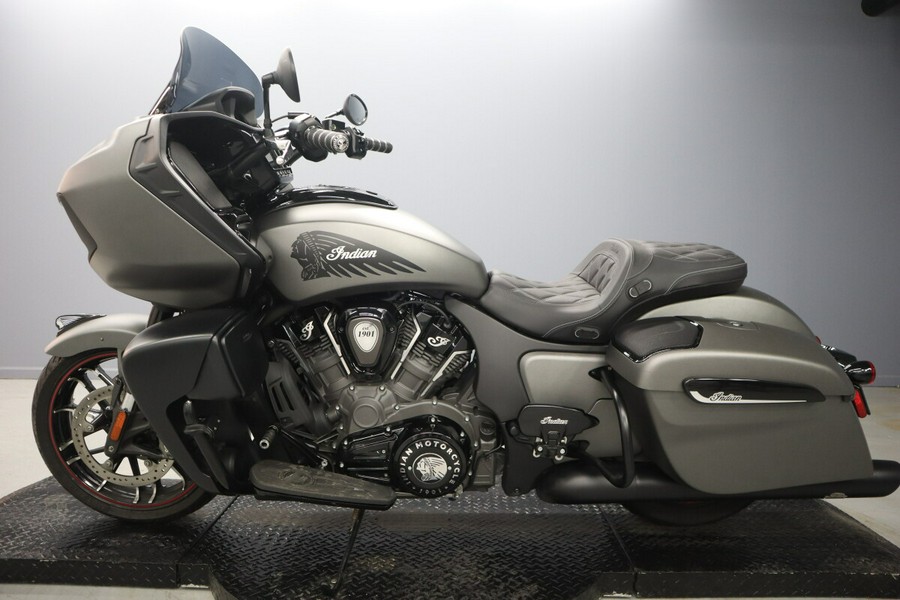 2023 Indian Motorcycle Challenger Dark Horse