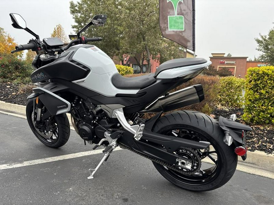 2026 CFMOTO 800NK
