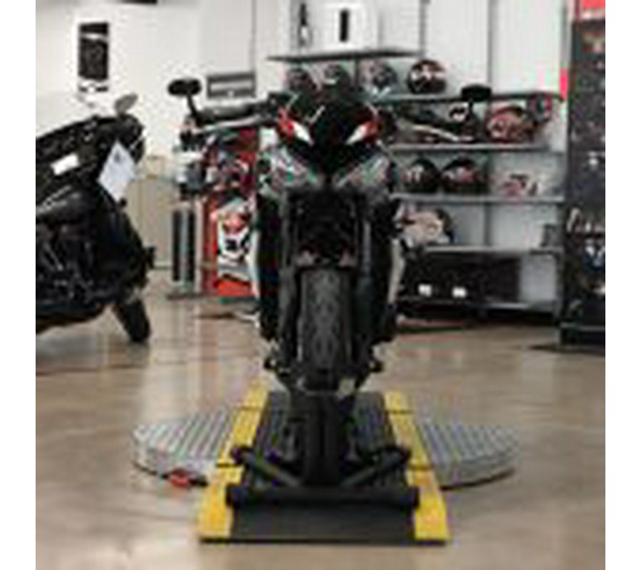 2021 Triumph Street Triple R