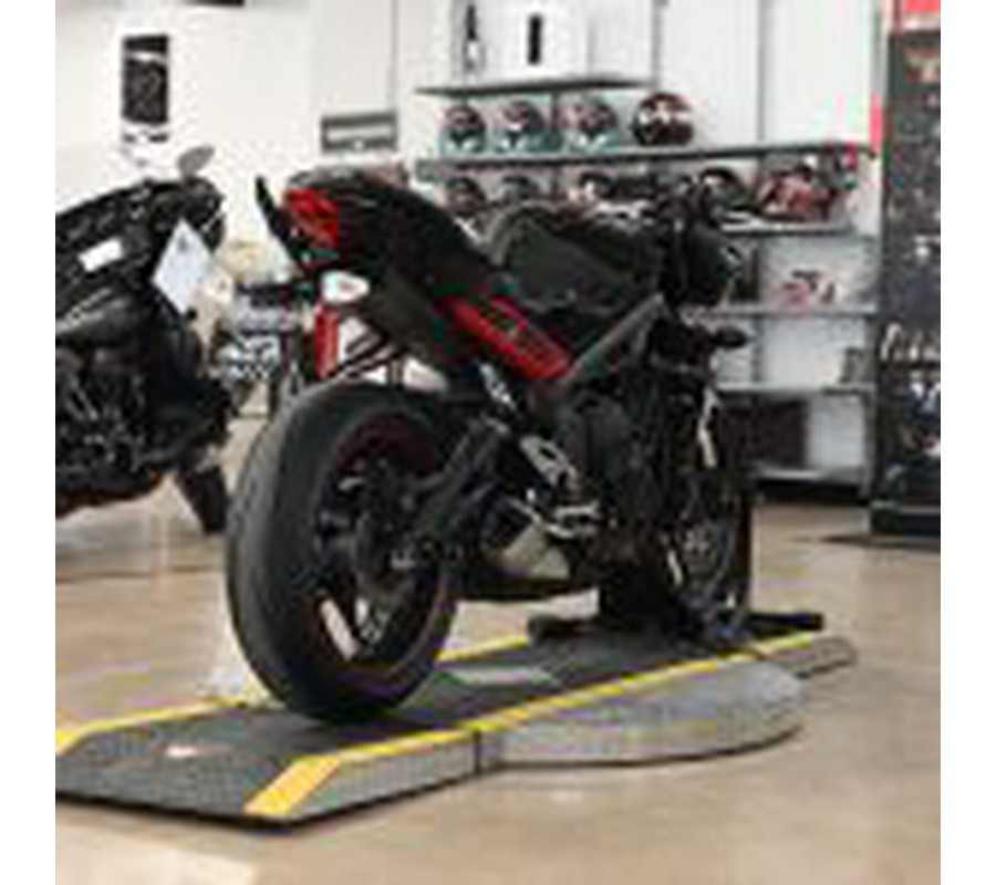 2021 Triumph Street Triple R
