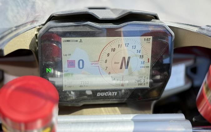 2022 Ducati Panigale V4 S - 00649C