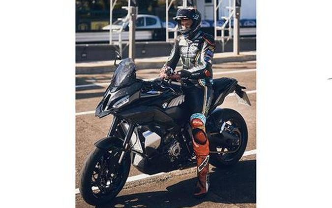 2026 BMW M 1000 XR