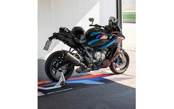2026 BMW M 1000 XR