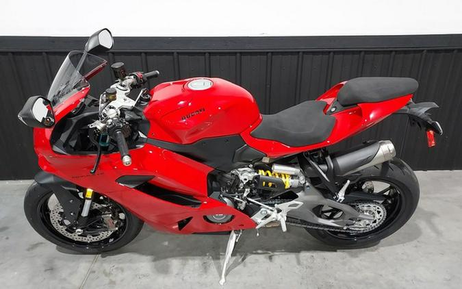 2026 Ducati Panigale V2