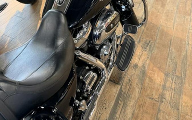 2018 Harley-Davidson Street Glide FLHX