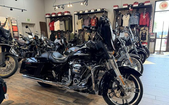 2018 Harley-Davidson Street Glide FLHX