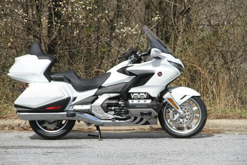 2020 Honda Gold Wing Tour DCT Test Review...