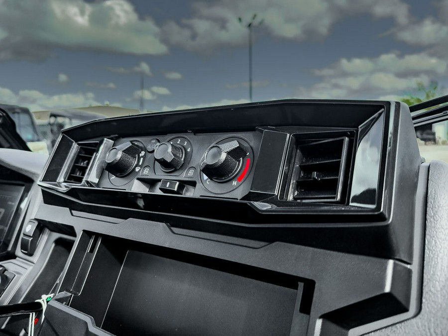 2025 Kawasaki Ridge® XR HVAC