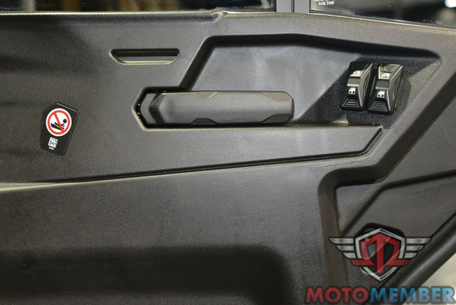 2026 Can-Am Defender MAX LONE STAR CAB HD11