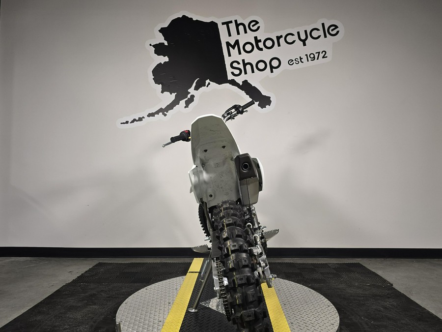 2026 Kawasaki KLX140R F