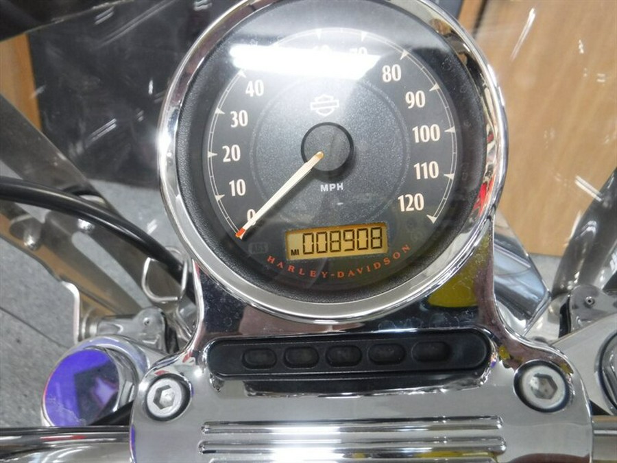 2015 Harley-Davidson Sportster 1200 Superlow T