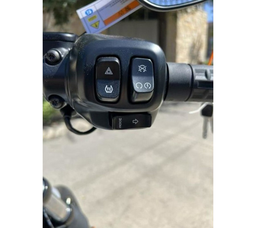 2025 Harley-Davidson Softail FXBB - Street Bob