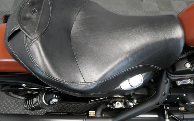 2017 Harley-Davidson® XL883N - Iron 883™