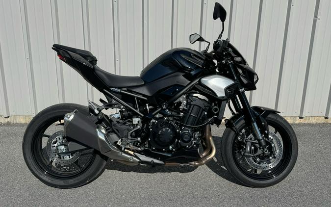 2025 Kawasaki Z900 ABS